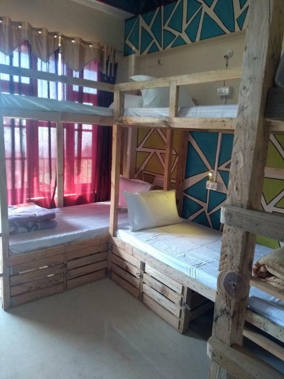הוסטל מקלוד גאנג' La Vaca India Mcleodganj מראה חיצוני תמונה