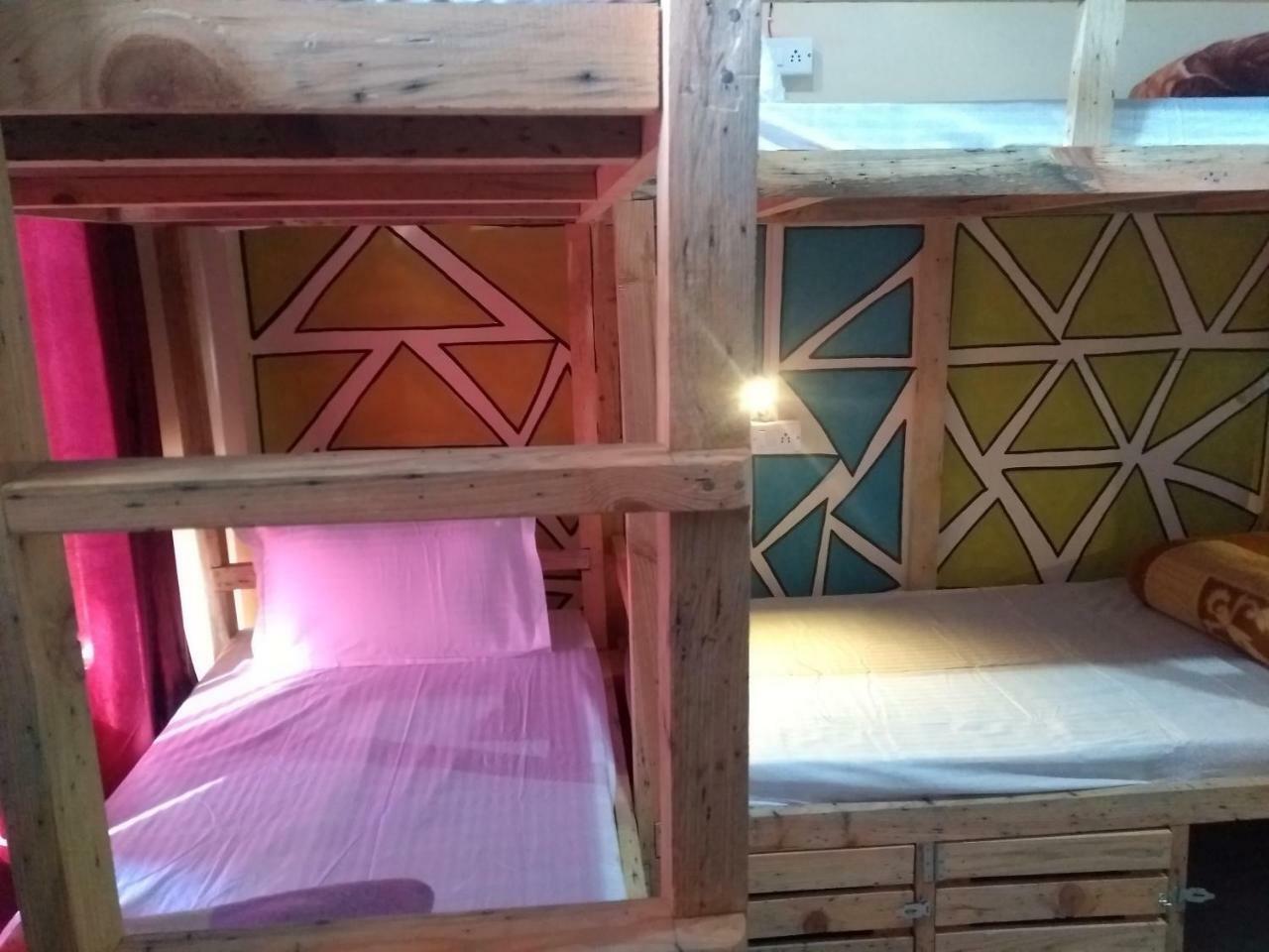 הוסטל מקלוד גאנג' La Vaca India Mcleodganj מראה חיצוני תמונה