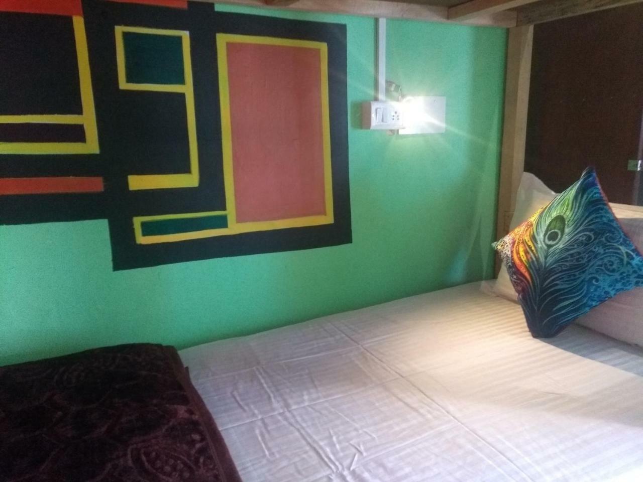 הוסטל מקלוד גאנג' La Vaca India Mcleodganj מראה חיצוני תמונה